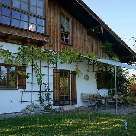 Apartment Mit Großem Panoramafenster *