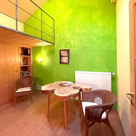Mit Großem Panoramafenster Apartment *